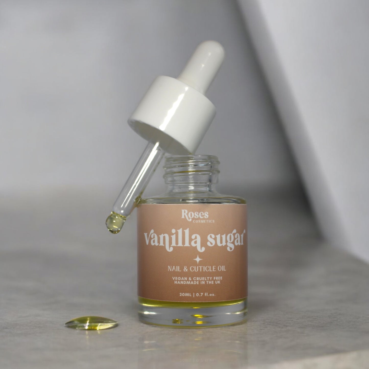 CUTICLE OIL BOTTLE